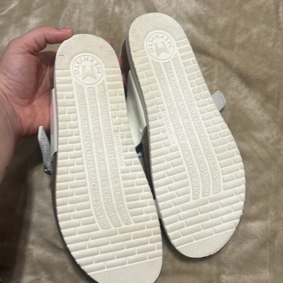🎁 Mephisto Women's Helen Thong toe sandals - Picture 5 of 6